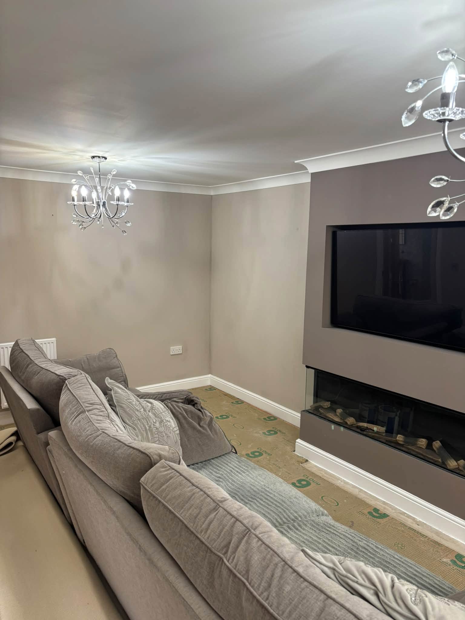 Living room wallpaper & feature wall — project photograph